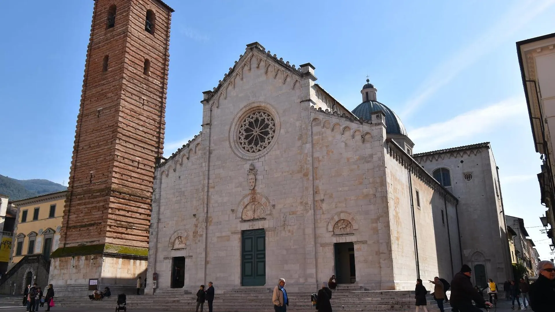 Bed & Breakfast 50Mt Dal Duomo - Casa Amasia Bed and Breakfast Pietrasanta Italia